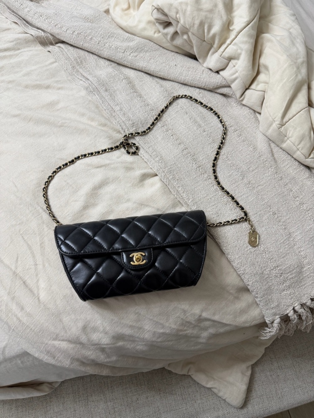 CHANEL Black Quilted Lambskin Chain Crossbody Bag with Gold Hardware